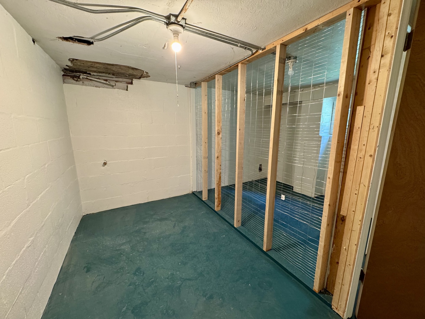 844 Deerfield Road, Unit 2 Highland Park, IL 60035 - Photo 16 of 18 a view of entryway