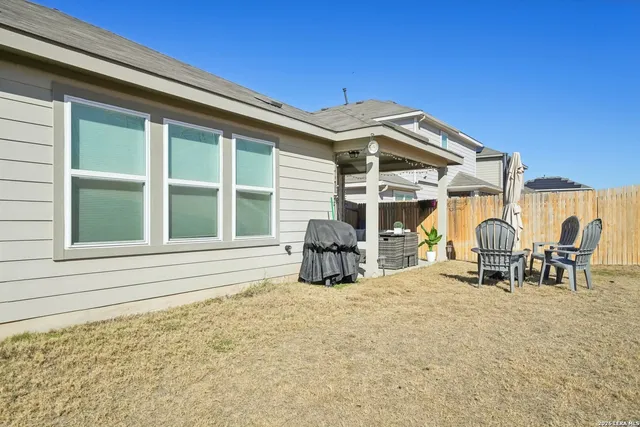 $335,000 | 3834 Glenloch Way, Converse, TX 78109
