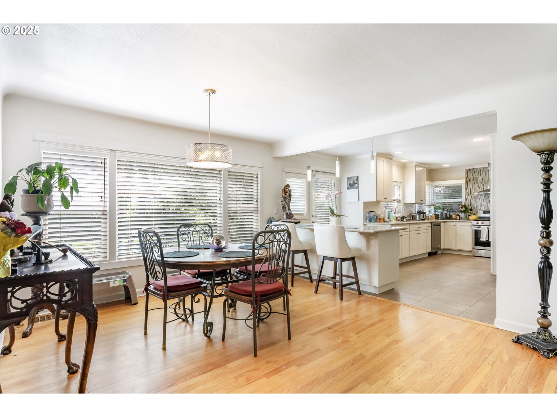 5200 Southwest Scholls Ferry Road Portland, OR 97225 - Photo 13 of 36 Dining Area