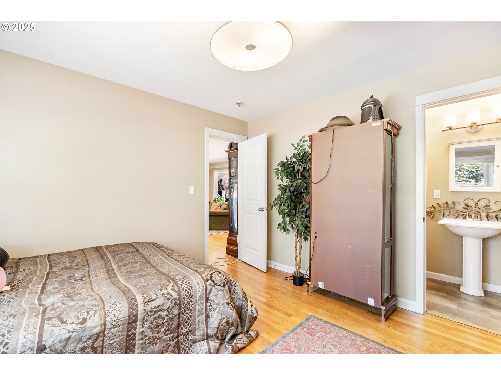 5200 Southwest Scholls Ferry Road Portland, OR 97225 - Photo 21 of 36 Bedroom