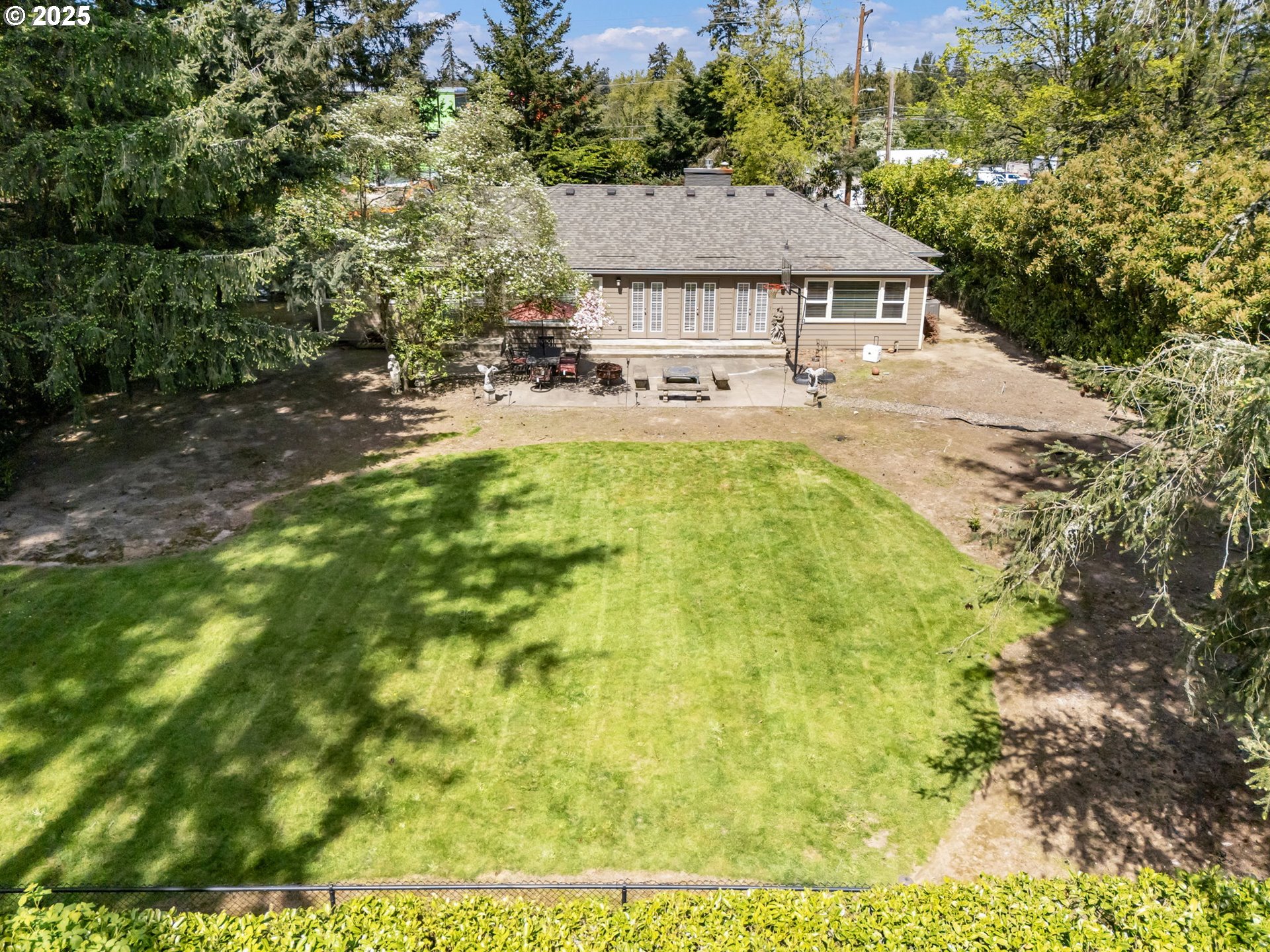 5200 Southwest Scholls Ferry Road Portland, OR 97225 - Photo 29 of 36 Backyard