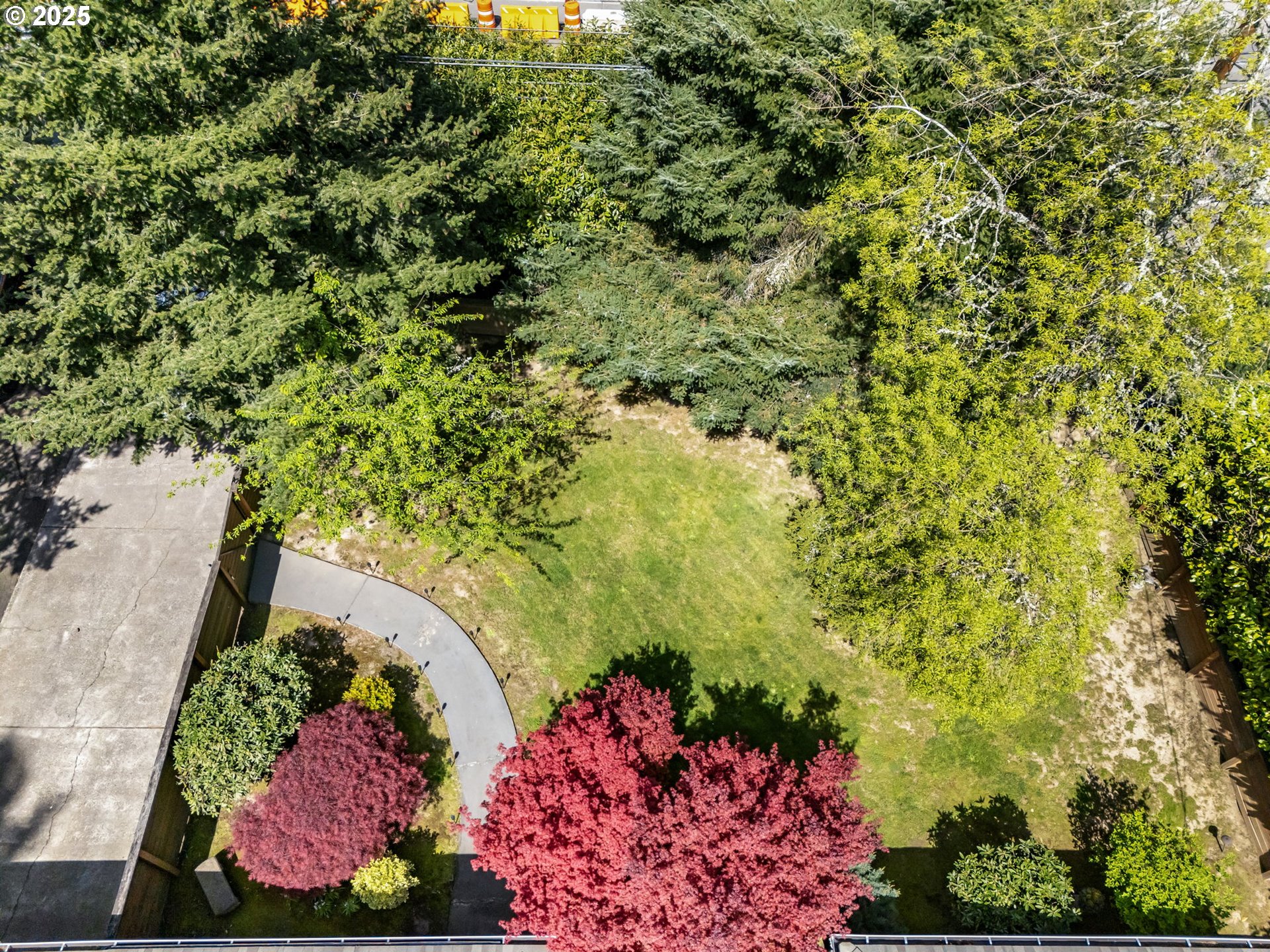 5200 Southwest Scholls Ferry Road Portland, OR 97225 - Photo 32 of 36 Front Yard