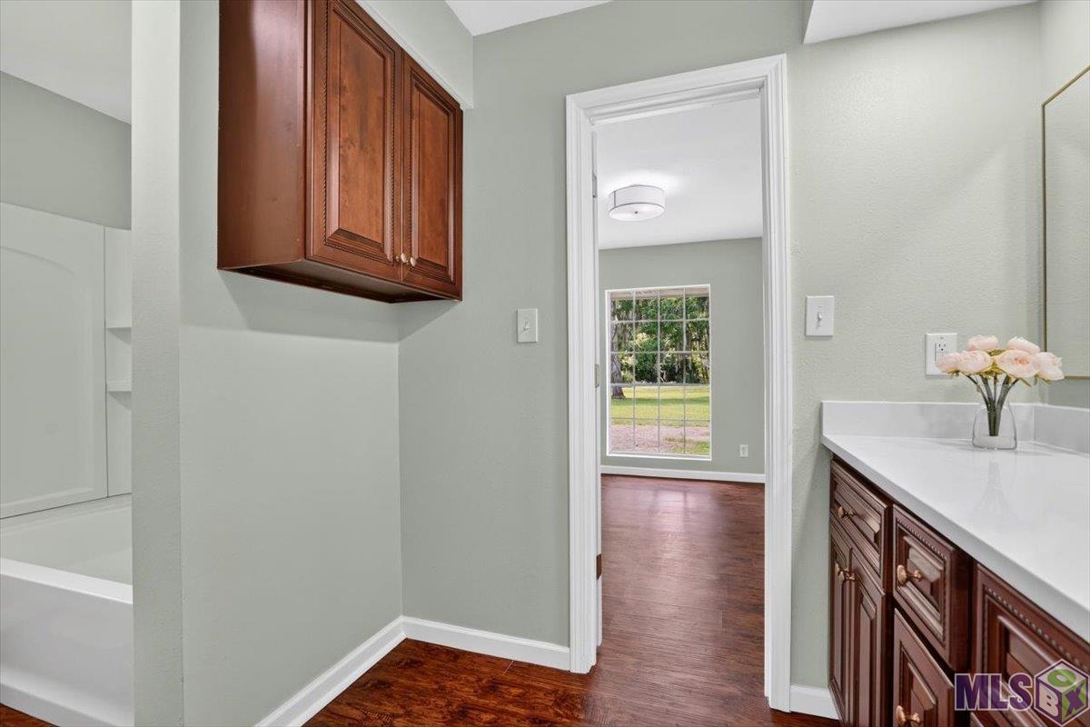 10413 Stringer Bridge Road St. Amant, LA 70774 - Photo 8 of 41