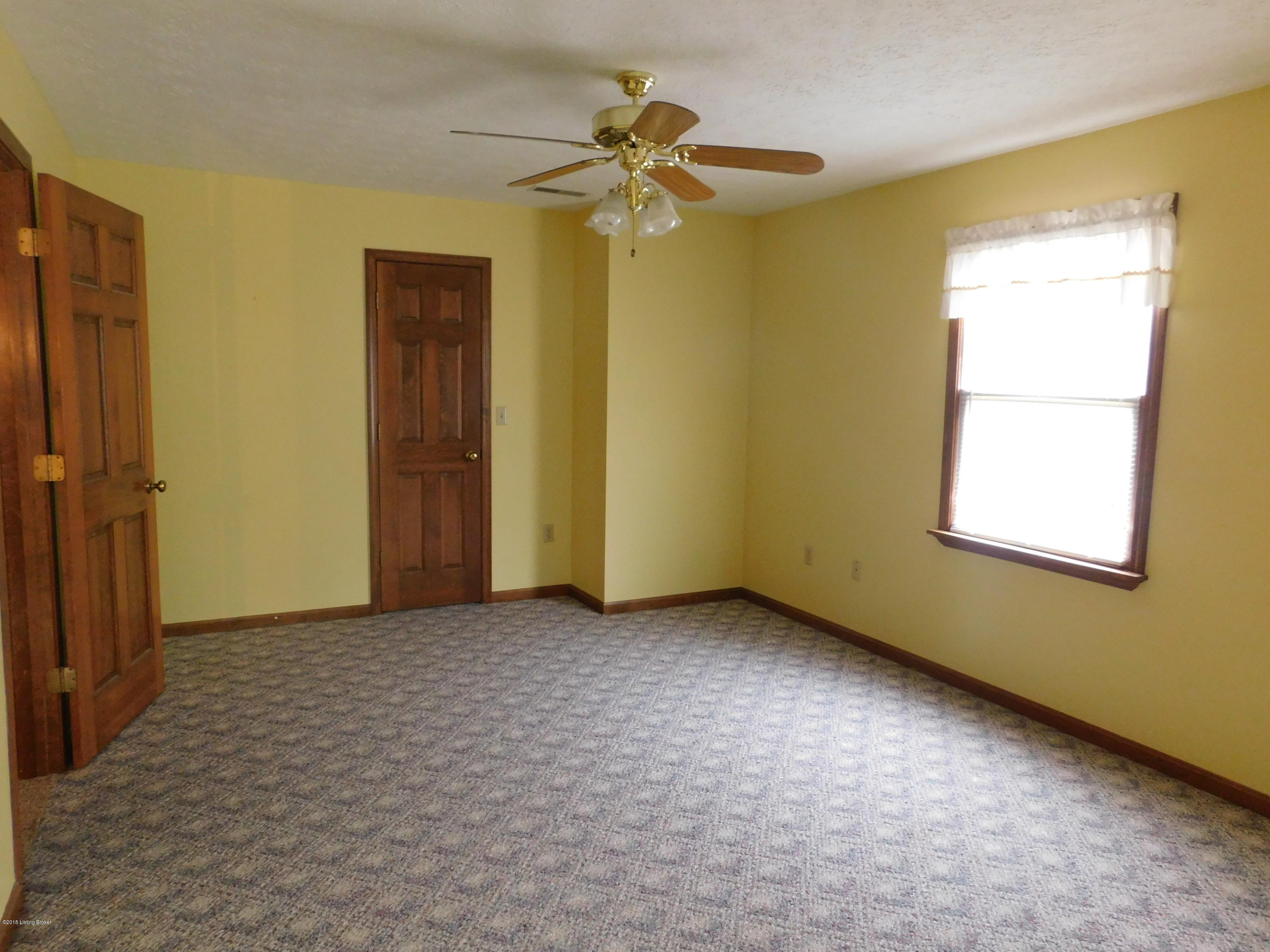 380 Dave Coffey Road Leitchfield, KY 42754 - Photo 14 of 27 DSCN0067