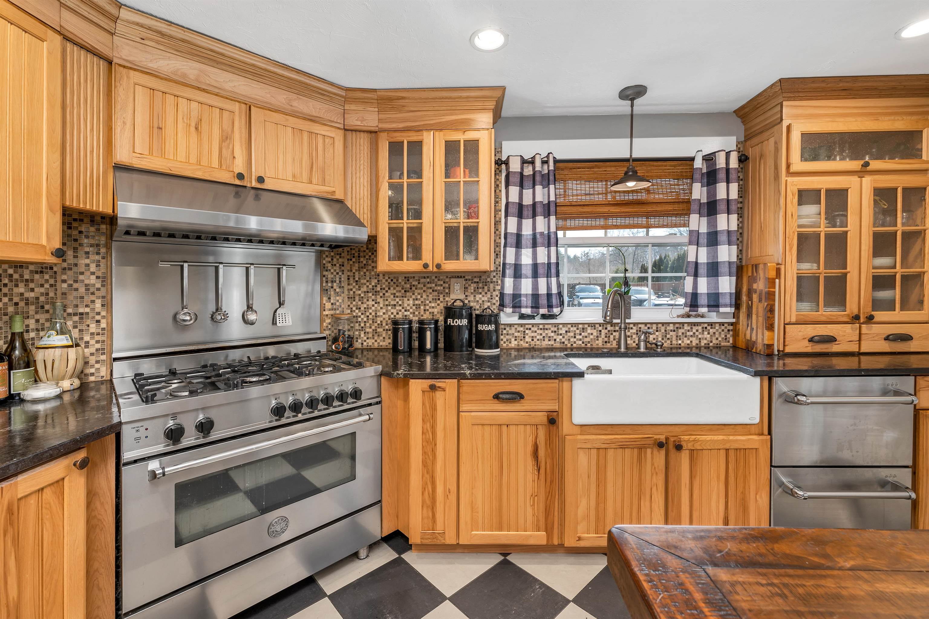 77 Hatch Corner Road Meredith, NH 03253 - Photo 8 of 40