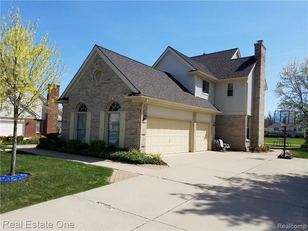 46527 Mornington Road Canton, MI 48188 - Photo 2 of 49 20170424_145457.jpg