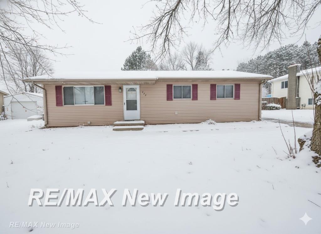 355 North Water Street Pinconning, MI 48650 - Photo 1 of 30