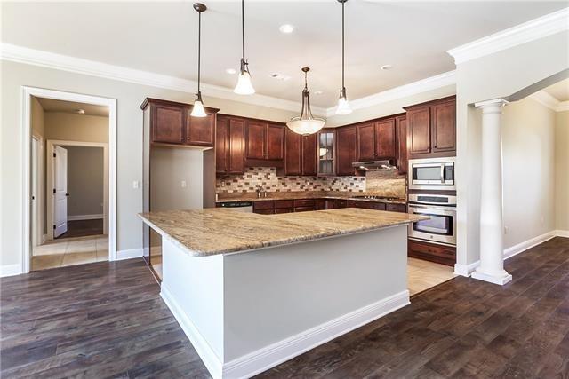784 Rue Bourdeaux Covington, LA 70433 - Photo 6 of 31 Gallery Image 6