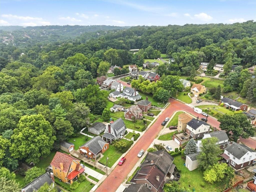 1518 Pennock Road Pittsburgh, PA 15212 - Photo 35 of 37