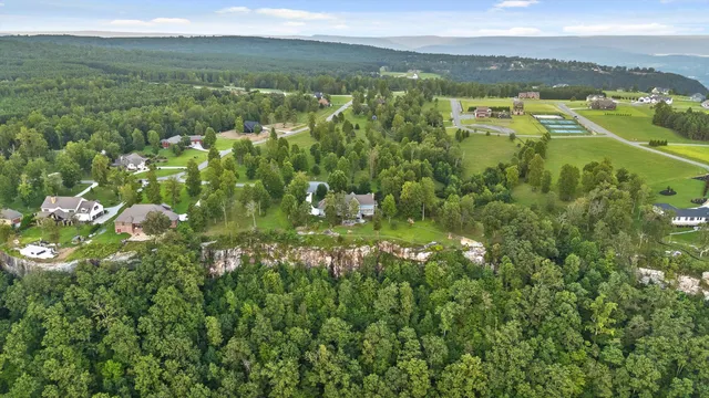 $1,800,000 | 190 Gray Fox Court, Jasper, TN 37347