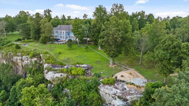 $1,800,000 | 190 Gray Fox Court, Jasper, TN 37347