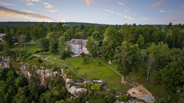 $1,800,000 | 190 Gray Fox Court, Jasper, TN 37347