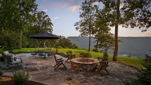 $1,800,000 | 190 Gray Fox Court, Jasper, TN 37347