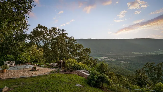 $1,800,000 | 190 Gray Fox Court, Jasper, TN 37347