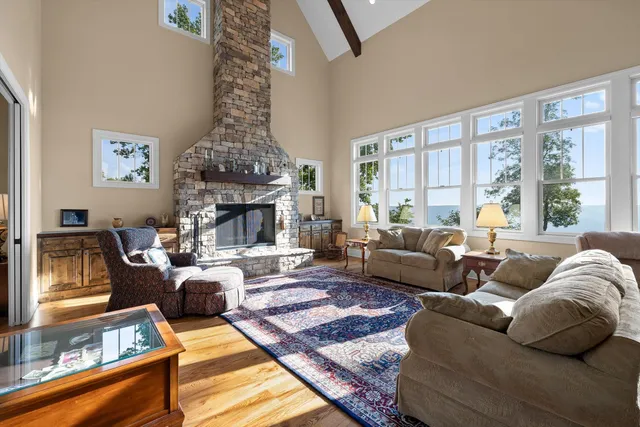 $1,800,000 | 190 Gray Fox Court, Jasper, TN 37347