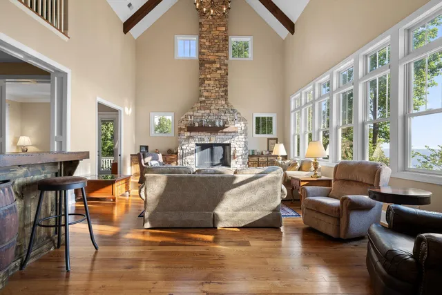 $1,800,000 | 190 Gray Fox Court, Jasper, TN 37347