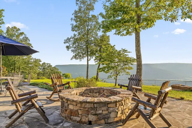 $1,800,000 | 190 Gray Fox Court, Jasper, TN 37347
