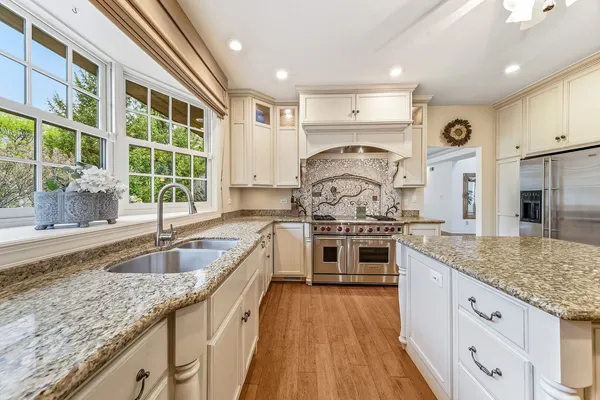 $949,900 | 16212 Maramel Drive, Homer Glen, IL 60491