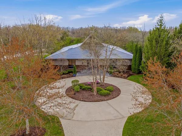 $949,900 | 16212 Maramel Drive, Homer Glen, IL 60491