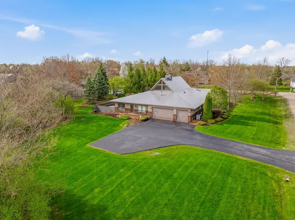 $949,900 | 16212 Maramel Drive, Homer Glen, IL 60491