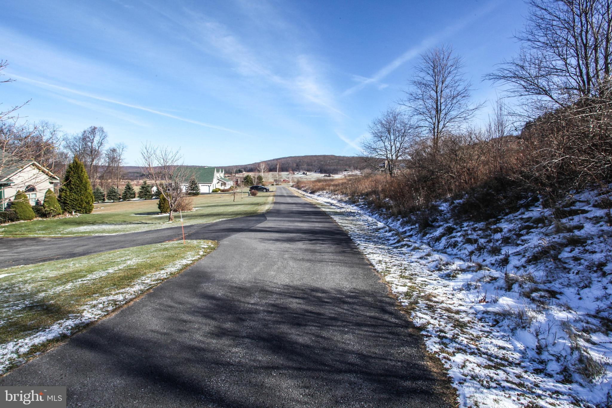 15 Settlers Pass McHenry, MD 21541 - Photo 2 of 10