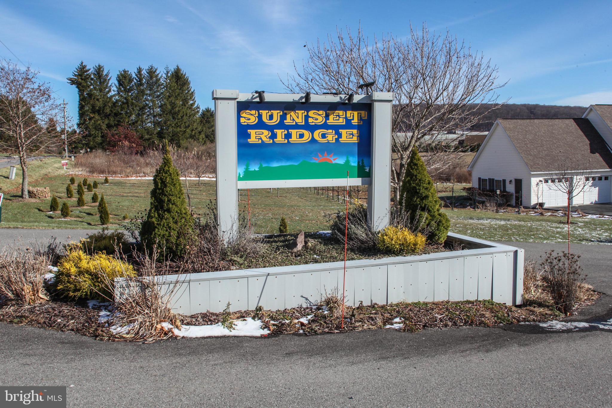 15 Settlers Pass McHenry, MD 21541 - Photo 3 of 10