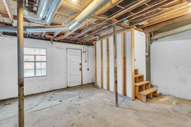 $110,000 | 109 Edgewood Street, Jackson, MI 49201