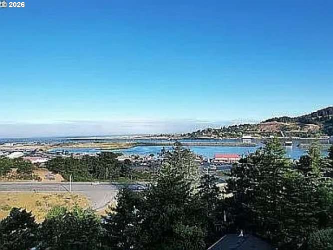 94287 June Street Gold Beach, OR 97444 - Photo 2 of 20