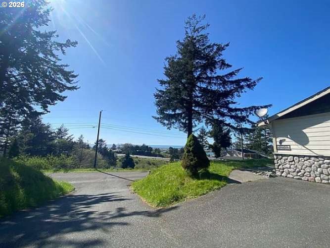 94287 June Street Gold Beach, OR 97444 - Photo 8 of 20