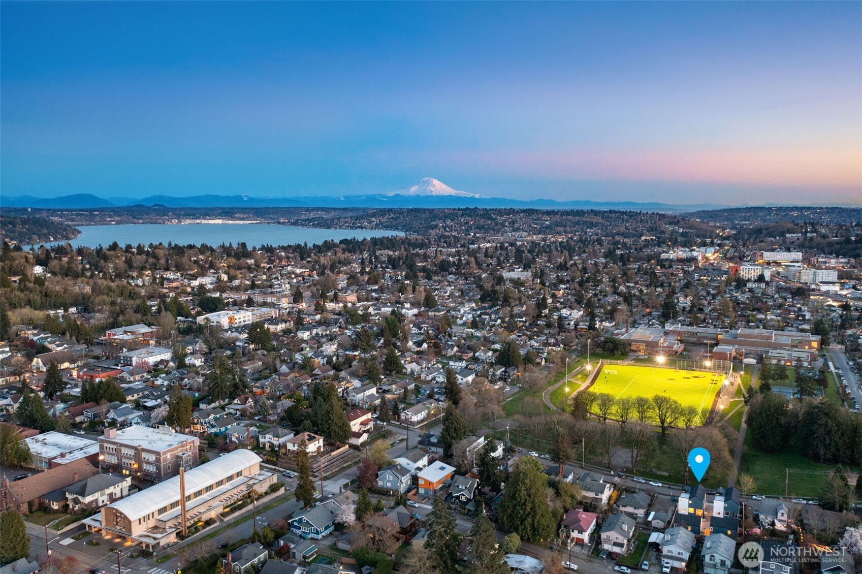 3916 South Juneau Street Seattle, WA 98118 - Photo 37 of 40 an aerial view of a city