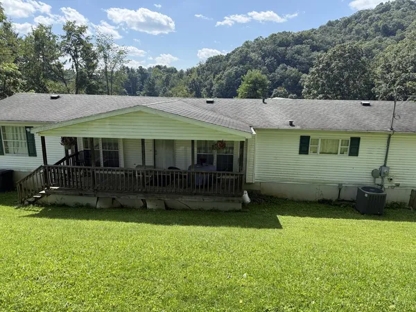 $107,000 | 129 Floyd Street, Cedar Bluff, VA 24609