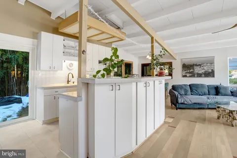 $775,000 | 8904 Camfield Drive, Alexandria, VA 22308