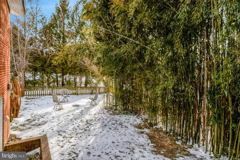 $775,000 | 8904 Camfield Drive, Alexandria, VA 22308