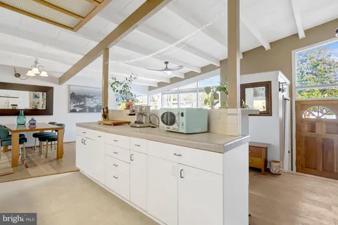 $775,000 | 8904 Camfield Drive, Alexandria, VA 22308