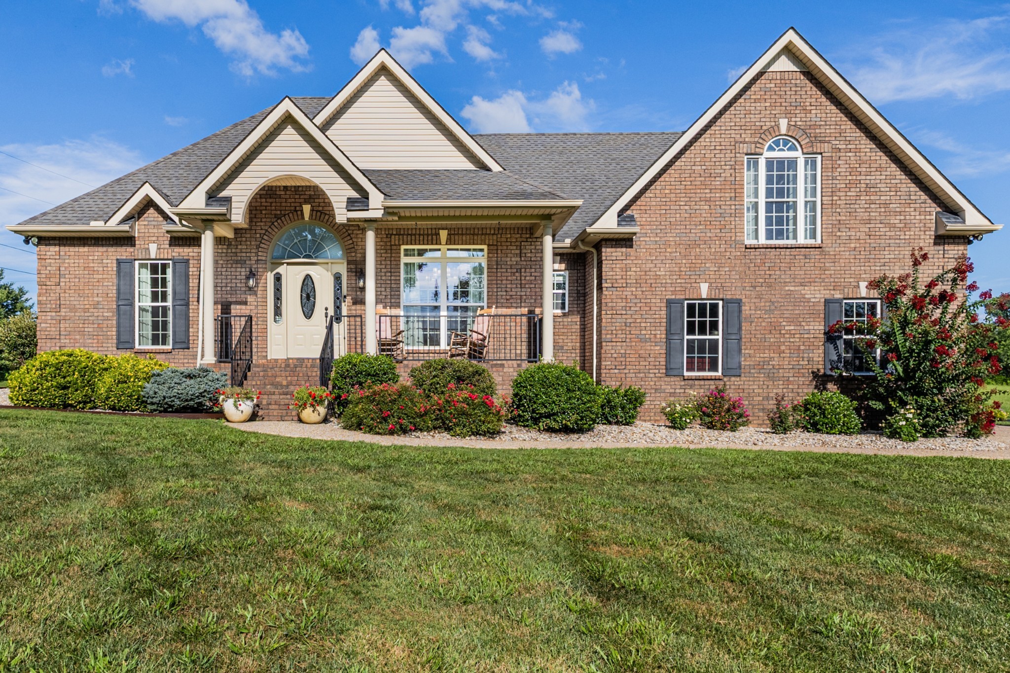 226 Ranch Road Portland, TN 37148 - Photo 2 of 54 a front view of a house with a yard