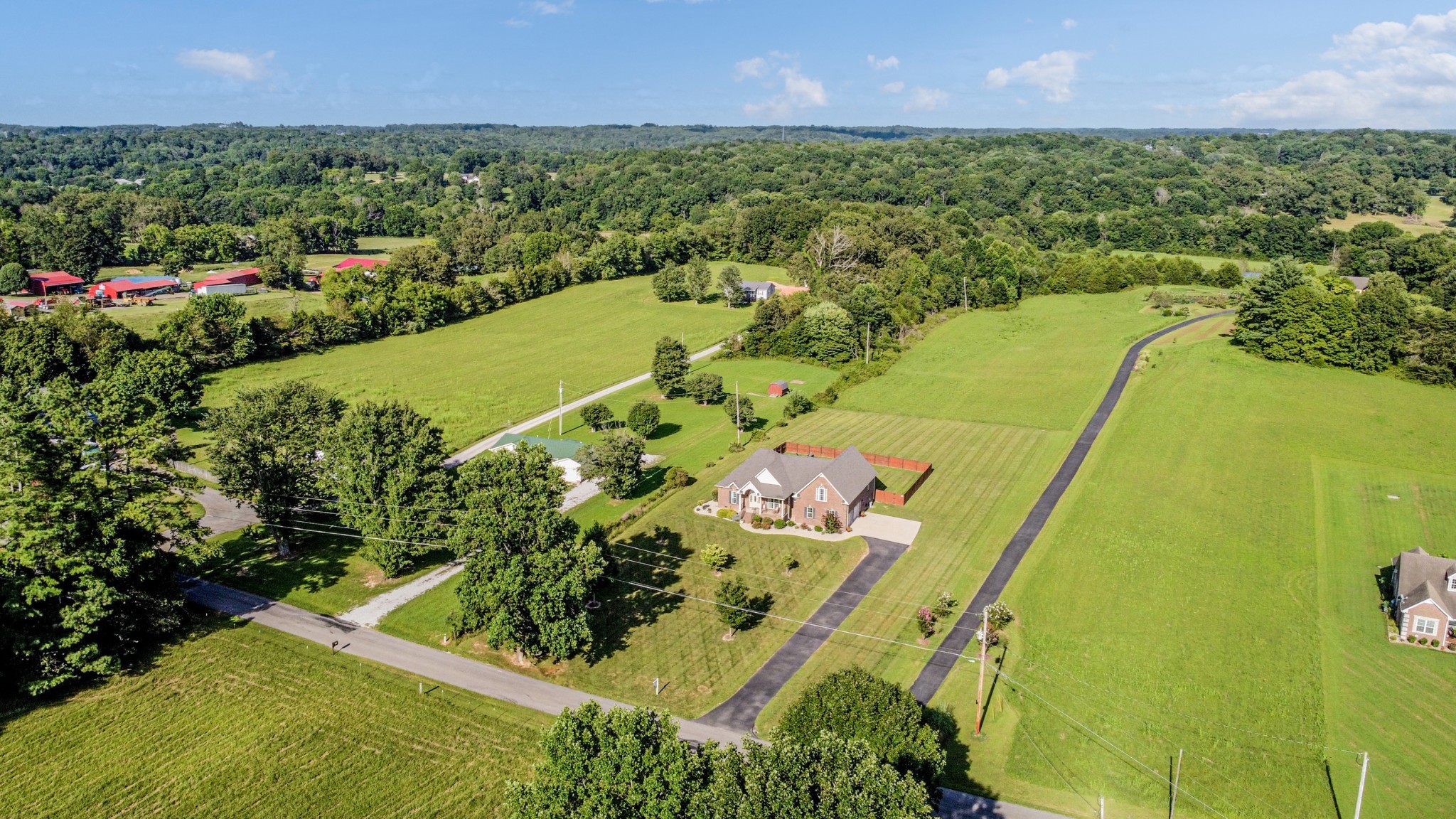 226 Ranch Road Portland, TN 37148 - Photo 51 of 54 an aerial view of a residential houses with outdoor space