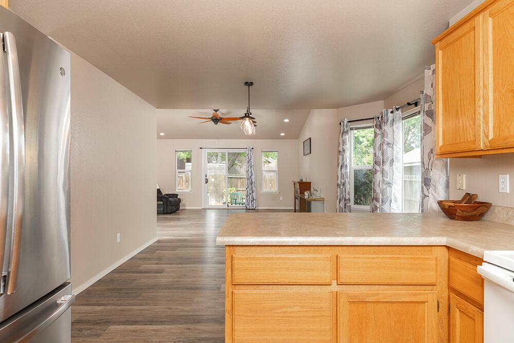 2126 Southwest Webster Road Grants Pass, OR 97526 - Photo 11 of 25 2126 Webster Rd Listing Photos - 15 of 2