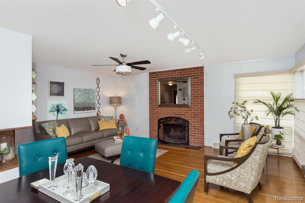 29546 Fall River Road Southfield, MI 48076 - Photo 9 of 34