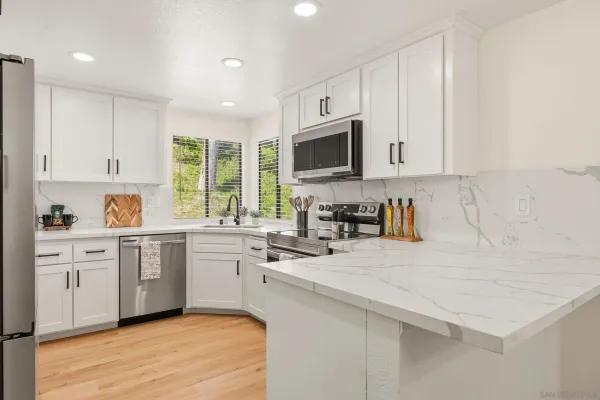 $795,000 | 12855 Via Moura, San Diego, CA 92128