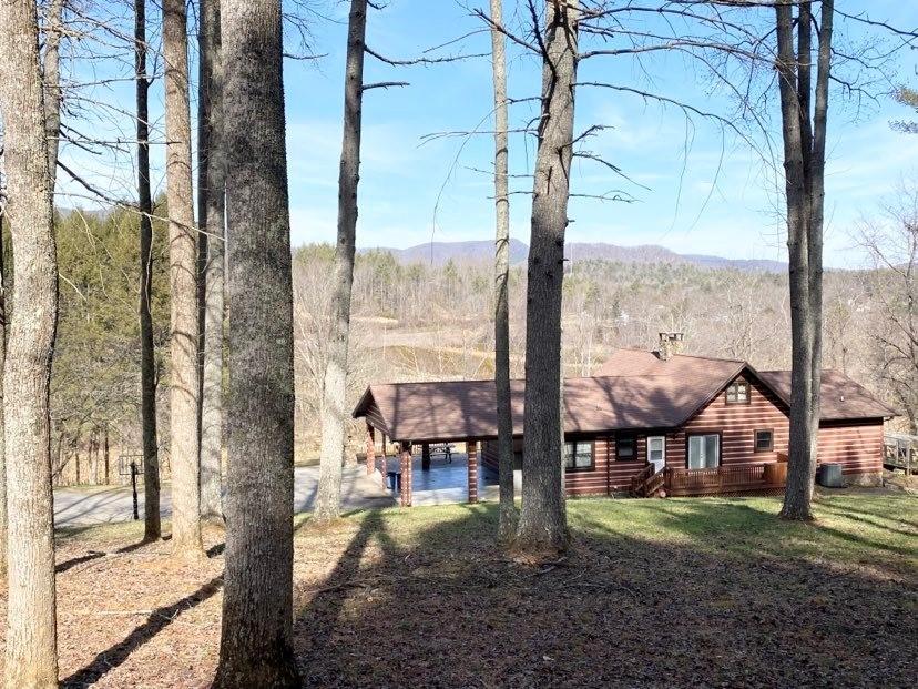 2525 Winkler Way Road Lenoir, NC 28645 - Photo 43 of 47 a view of an outdoor space