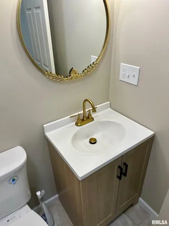 $160,000 | 585 Cherry Street, Jacksonville, IL 62650