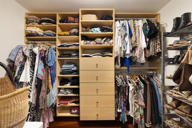 $990,000 | 3540 Main Highway, Unit 407, Coconut Grove, FL 33133