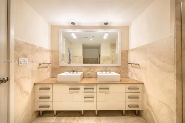 $899,000 | 3540 Main Highway, Unit 407, Coconut Grove, FL 33133