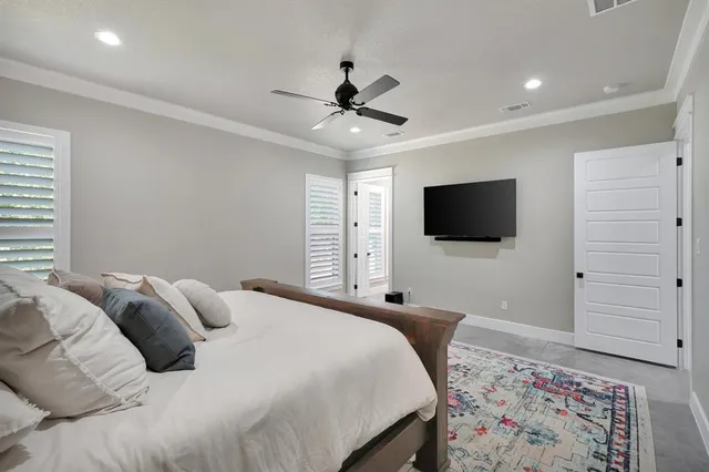 $729,900 | 514 West Spring Street, Weatherford, TX 76086