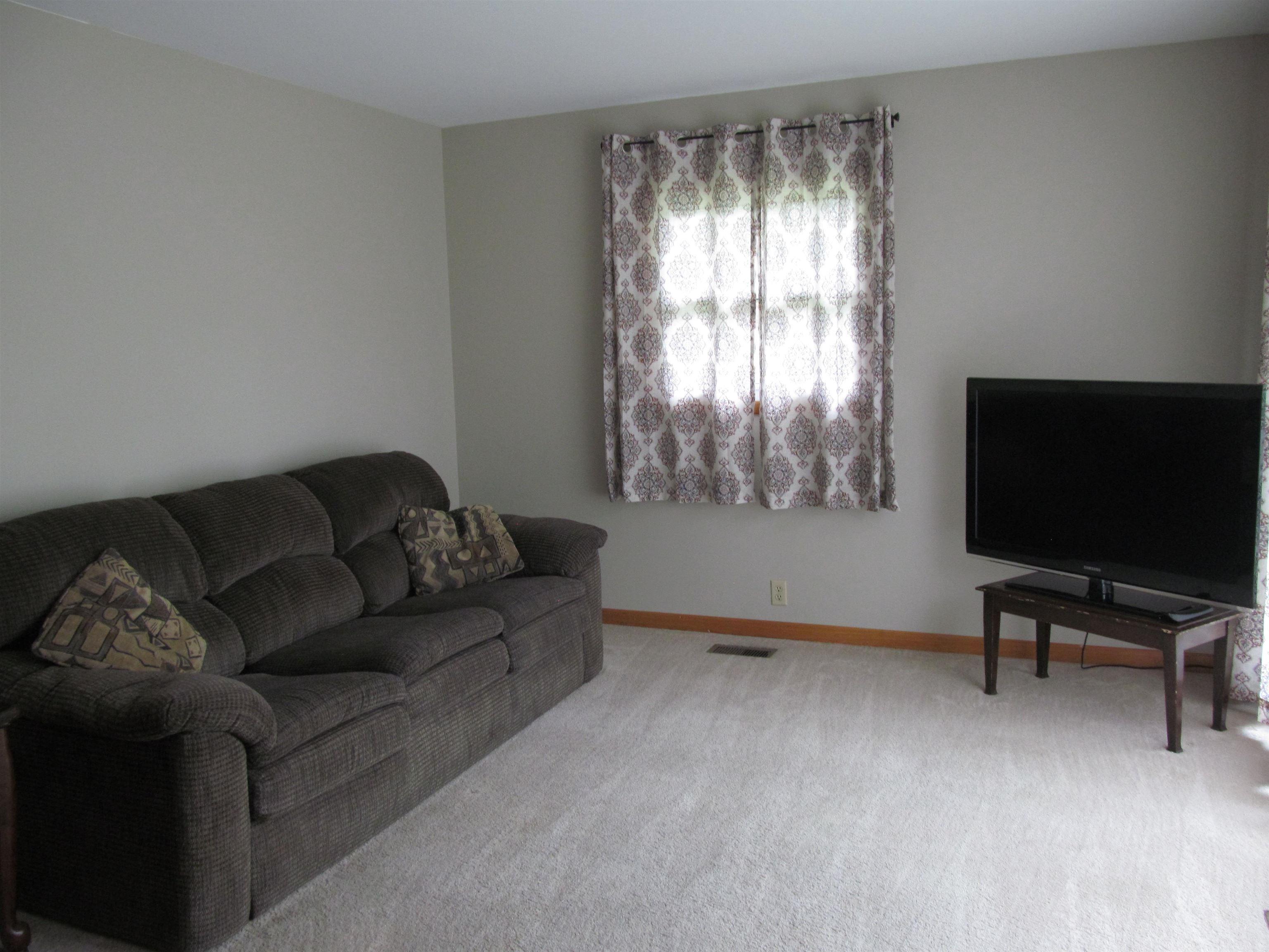 517 Bex Addition Road Bedford, IN 47421 - Photo 10 of 33 Gallery Image 10