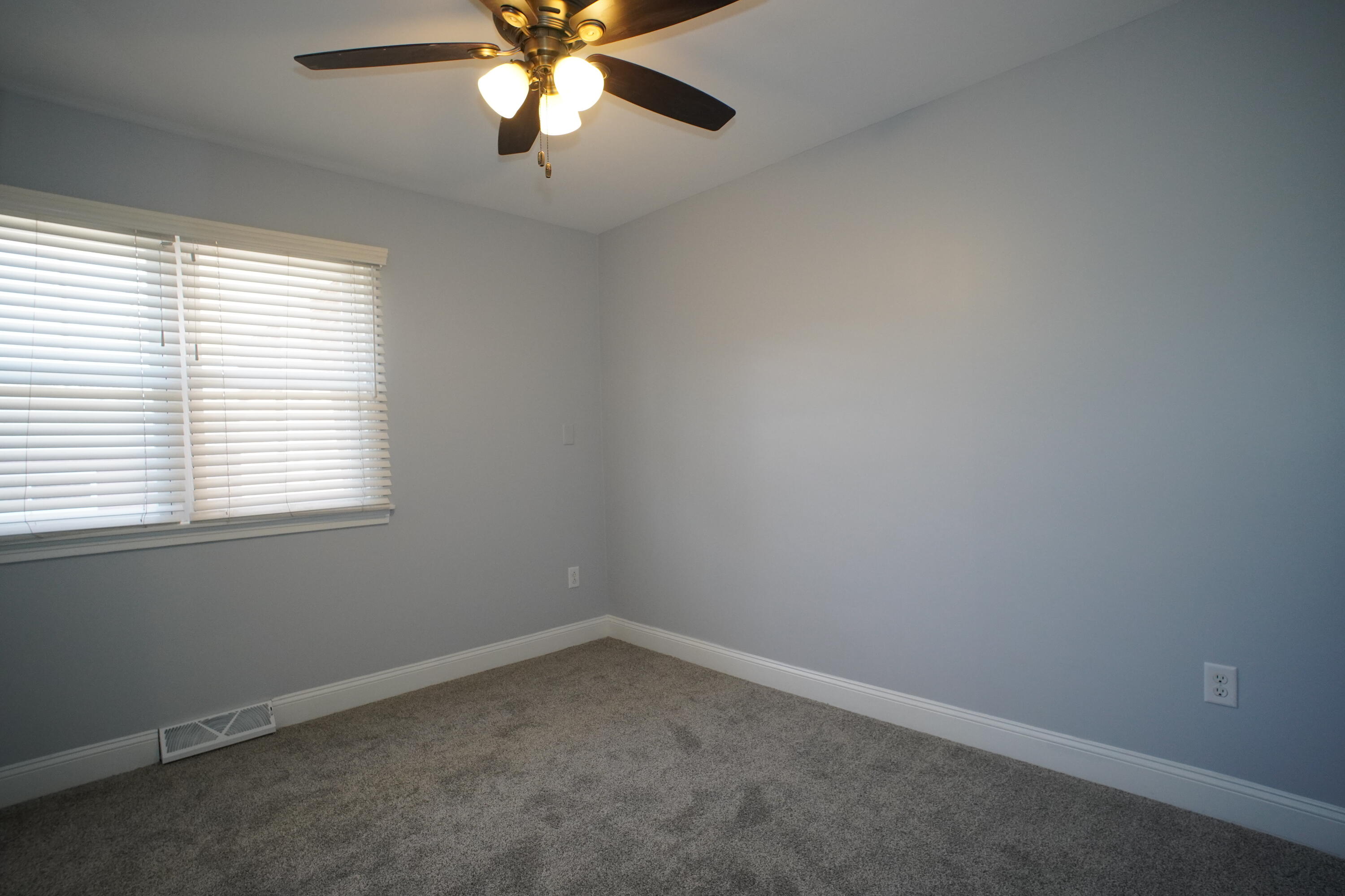 1312 Bigger Street Gary, IN 46404 - Photo 18 of 33 an empty room with a window