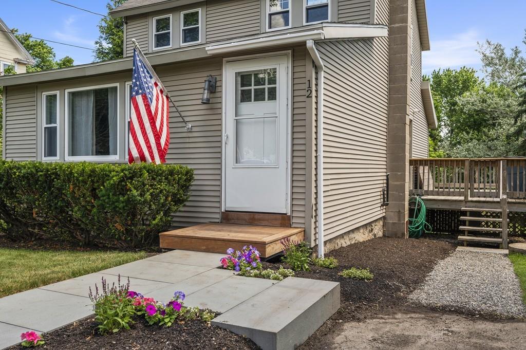 12 Main Street Mendon, MA 01756 - Photo 2 of 30