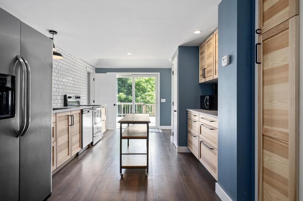 12 Main Street Mendon, MA 01756 - Photo 7 of 30