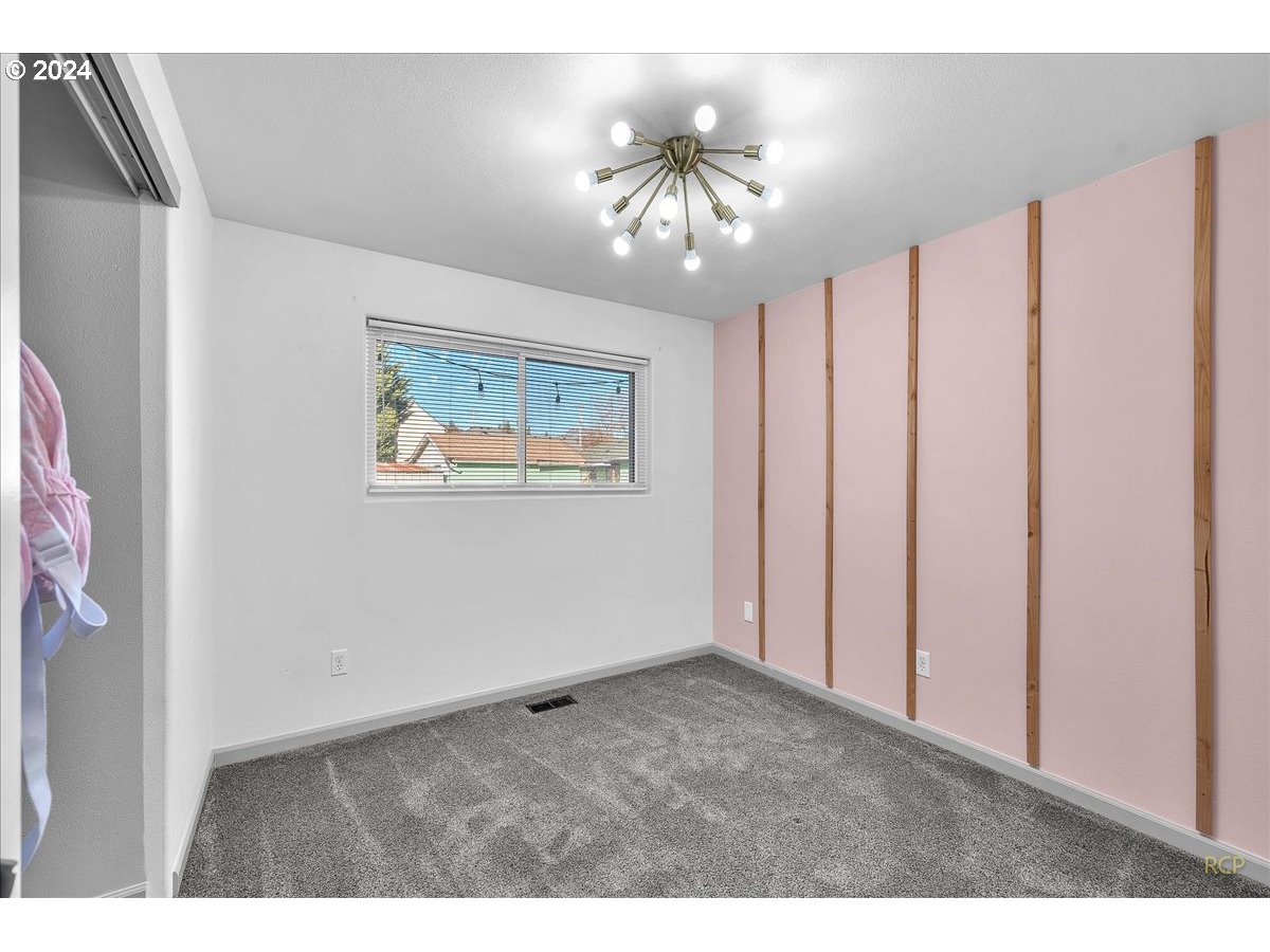 367 North Vernonia Road St. Helens, OR 97051 - Photo 6 of 27 Gallery Image 6