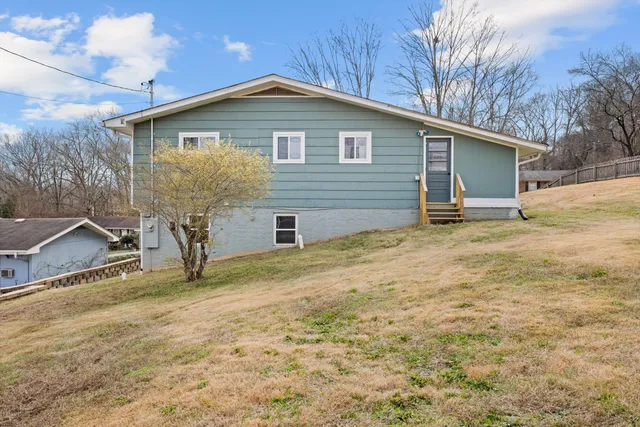 $319,900 | 1331 Cloverdale Circle, Hixson, TN 37343